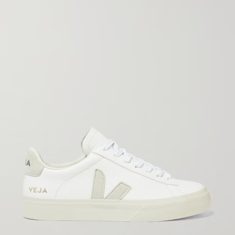 Veja Campo Sneaker in Extra White/Natural Suede